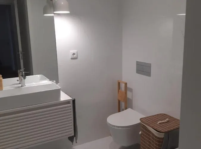 Apartamento T3 Junto A Ria E Ao Mar! *